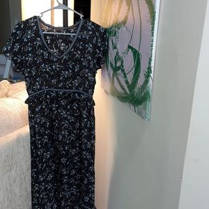 Floral dress/ M (size)